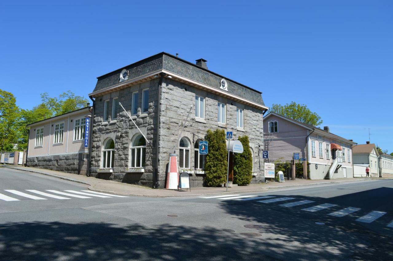 Gasthaus Pooki Uusikaupunki Exterior foto