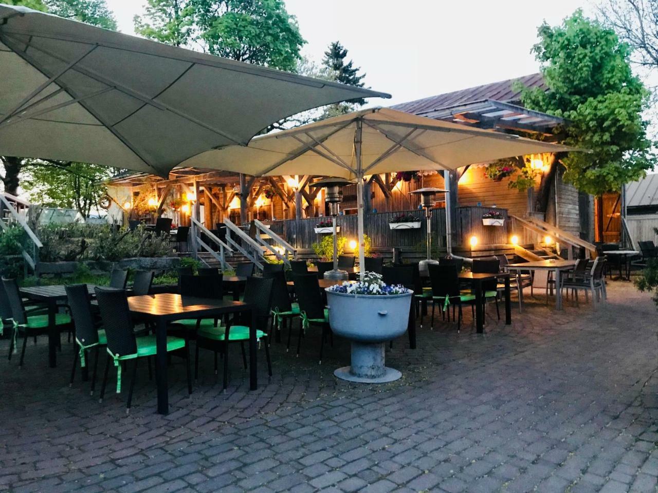 Gasthaus Pooki Uusikaupunki Exterior foto